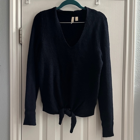 Moth by Anthropologie Navy Ribbed Front Tie Sweater Casual Cozy Women’s Small - Picture 2 of 9